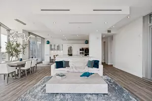 2900 McKinnon St, Dallas, TX 75201 - Photo 2