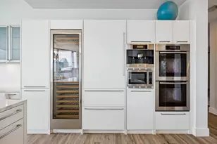 2900 McKinnon St, Dallas, TX 75201 - Photo 12