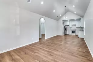 2904 8th Ave, Fort Worth, TX 76110 - Photo 4
