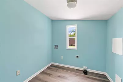 1818 Willis Lane, Bellmead, TX 76704 - Photo 10