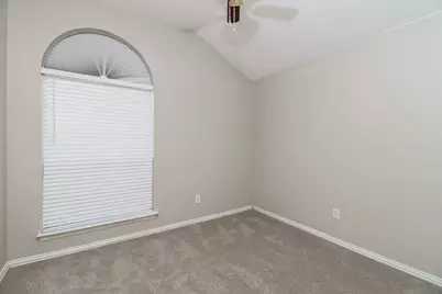 911 Joshua Drive, Burleson, TX 76028 - Photo 12