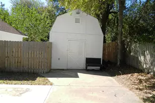 511 N Tucker St, Leonard, TX 75452 - Photo 26