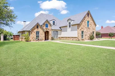 35 S Bob Jones Court, Pottsboro, TX 75076 - Photo 2