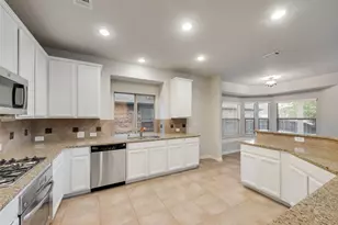 917 Tara Dr, Burleson, TX 76028 - Photo 12