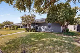 7611 El Pensador Dr, Dallas, TX 75248 - Photo 4