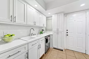6435 Oriole Dr, Dallas, TX 75209 - Photo 14