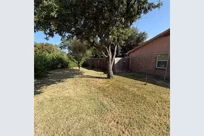 5712 Westhaven Drive, Fort Worth, TX 76132 - Photo 4