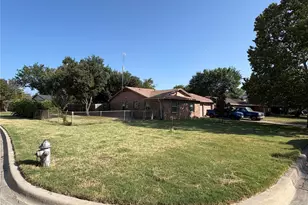 5712 Westhaven Dr, Fort Worth, TX 76132 - Photo 2