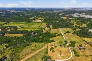 1141 County Rd 426, Cleburne, TX 76031 - Photo 10