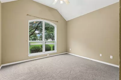 1612 Twin Oaks Drive, Cleburne, TX 76033 - Photo 24