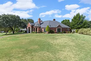441 Country Ridge Ln, Red Oak, TX 75154 - Photo 4