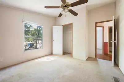 225 John Thomas Drive, Seven Points, TX 75143 - Photo 14