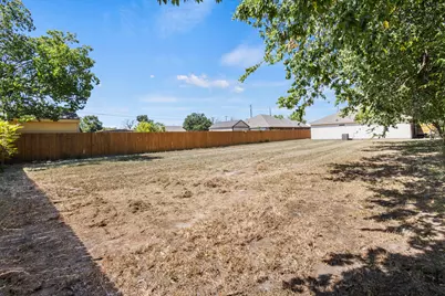 4920 S Peachtree Road, Balch Springs, TX 75180 - Photo 16