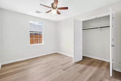 4920 S Peachtree Road, Balch Springs, TX 75180 - Photo 8