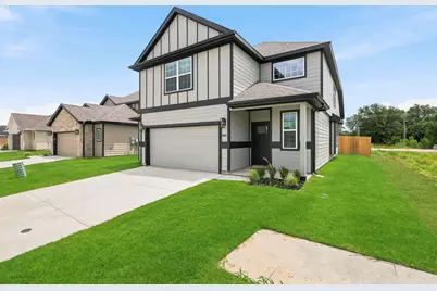 8017 Charlestown Lane, Fort Worth, TX 76140 - Photo 2