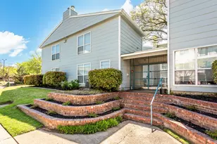 1901 N Fitzhugh Ave, Dallas, TX 75204 - Photo 1