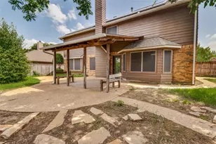 562 Mercer St, Grand Prairie, TX 75052 - Photo 26