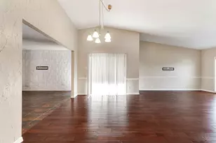 925 Lombardy Dr, Plano, TX 75023 - Photo 6