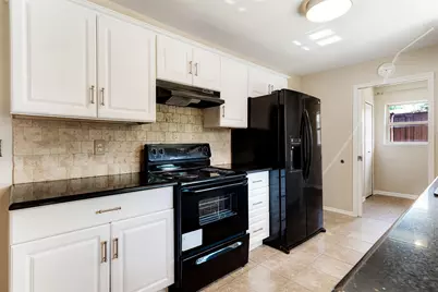 925 Lombardy Drive, Plano, TX 75023 - Photo 14