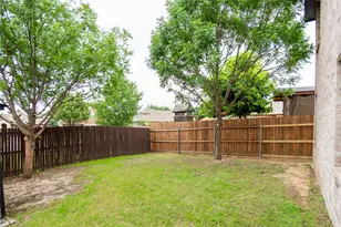 5108 Placid Dr, Haltom City, TX 76117 - Photo 16