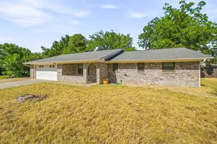 1007 Meadowlark Ln, Stephenville, TX 76401 - Photo 2