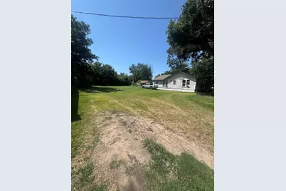 735 W 1st Avenue, Corsicana, TX 75110 - Photo 8
