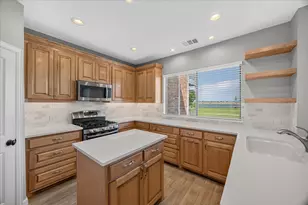 1910 Signal Ridge Pl, Rockwall, TX 75032 - Photo 8