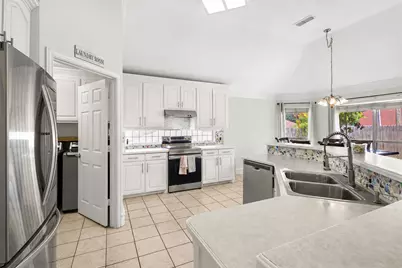 5344 Lynda Court, North Richland Hills, TX 76180 - Photo 12