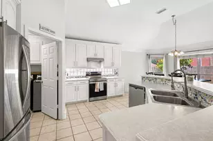 5344 Lynda Ct, North Richland Hills, TX 76180 - Photo 12
