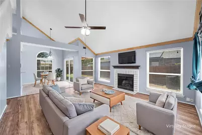 6315 Fairlane Drive, Arlington, TX 76001 - Photo 4