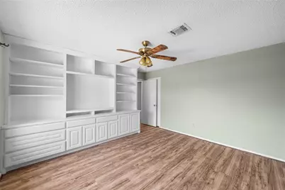 6315 Fairlane Drive, Arlington, TX 76001 - Photo 16