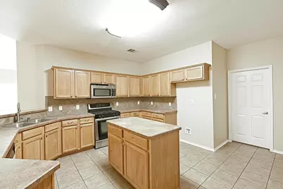1201 Rain Fern Drive, McKinney, TX 75072 - Photo 4