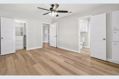 729 Surrey Circle, Grand Prairie, TX 75050 - Photo 20