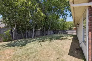 1030 Palomino Dr, Little Elm, TX 75068 - Photo 24
