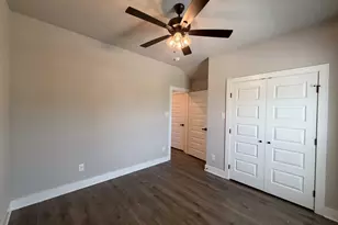 920 Cooksey Ct, Grandview, TX 76050 - Photo 22