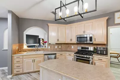 417 Valley View Lane, Krum, TX 76249 - Photo 8