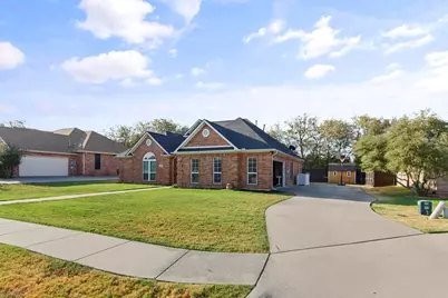 417 Valley View Lane, Krum, TX 76249 - Photo 2