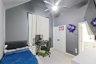 417 Valley View Lane, Krum, TX 76249 - Photo 20