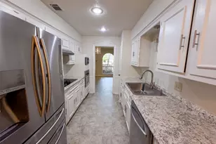 4824 Berridge Ln, Dallas, TX 75227 - Photo 6