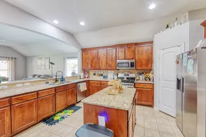 18 Pleasant Valley, Sanger, TX 76266 - Photo 4