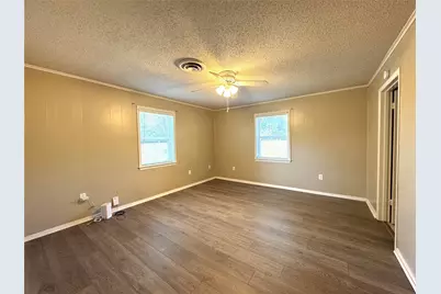 506 Walnut Street, Collinsville, TX 76233 - Photo 6