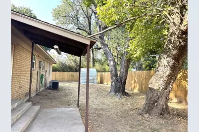 506 Walnut Street, Collinsville, TX 76233 - Photo 14