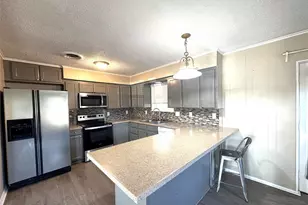 506 Walnut St, Collinsville, TX 76233 - Photo 2