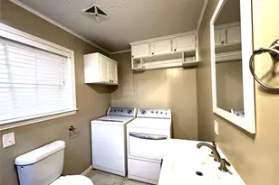 506 Walnut St, Collinsville, TX 76233 - Photo 8