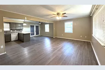 506 Walnut Street, Collinsville, TX 76233 - Photo 4