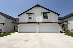 933 Cooksey Ct, Grandview, TX 76050 - Photo 2