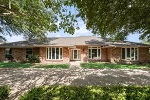 7719 Applecross Ln, Dallas, TX 75248 - Photo 2