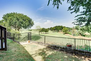 3925 Silver Meadow Ln, Grand Prairie, TX 75052 - Photo 22