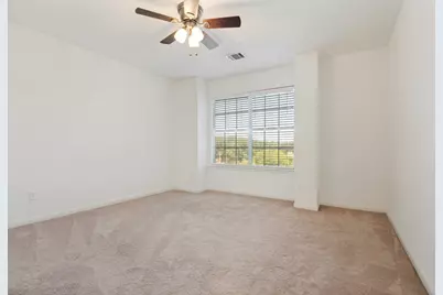 3925 Silver Meadow Lane, Grand Prairie, TX 75052 - Photo 18