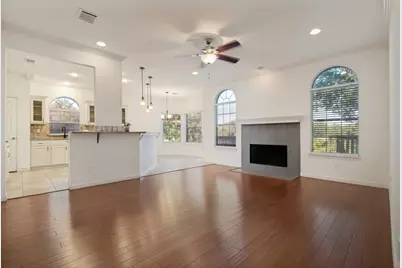 3925 Silver Meadow Lane, Grand Prairie, TX 75052 - Photo 6